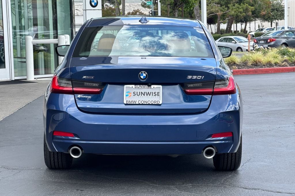 2024 BMW 3 Series 330i xDrive