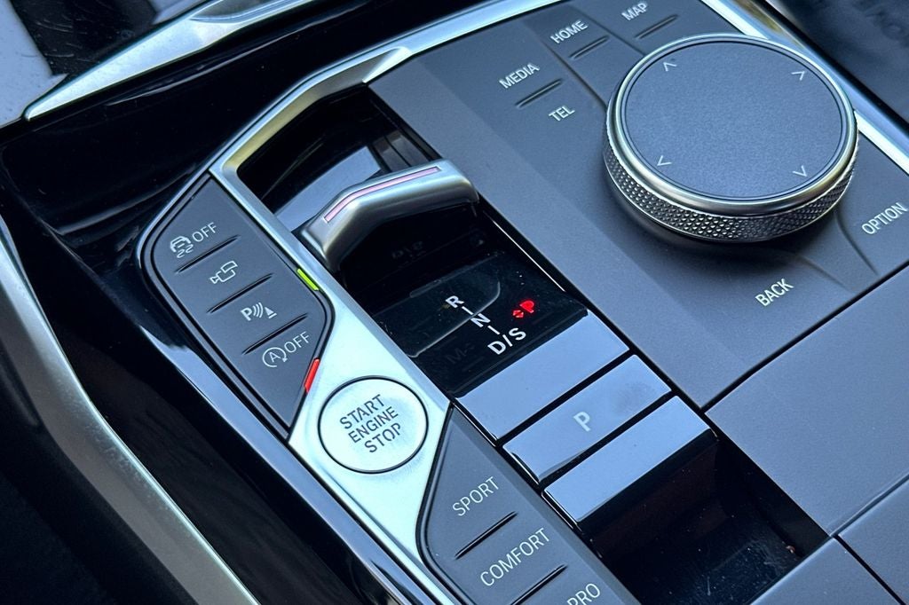 2024 BMW 3 Series 330i xDrive