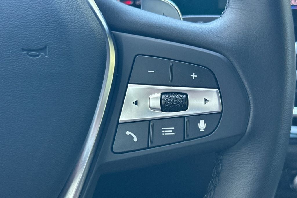 2024 BMW 3 Series 330i xDrive