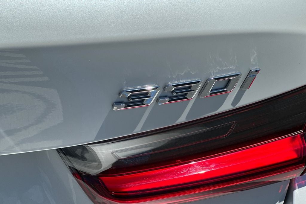 2024 BMW 3 Series 330i xDrive