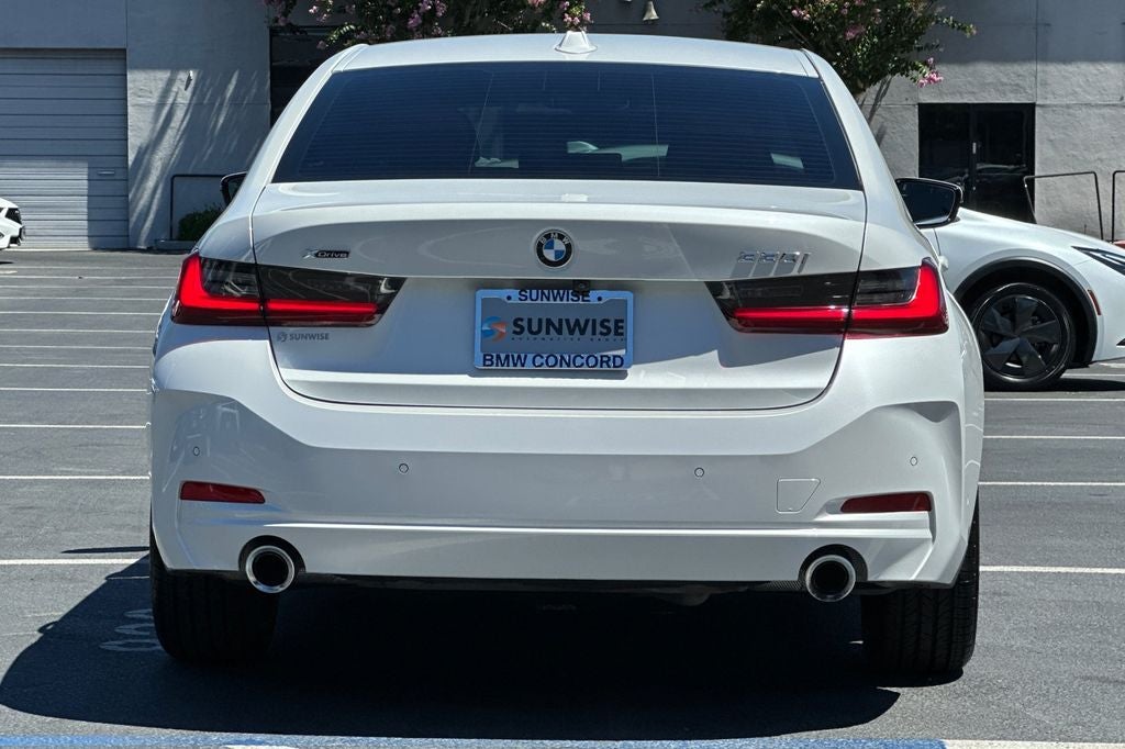 2024 BMW 3 Series 330i xDrive