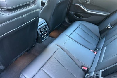 2024 BMW 3 Series 330i xDrive