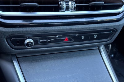 2024 BMW 3 Series 330i xDrive
