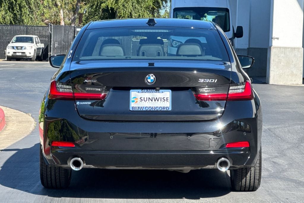2024 BMW 3 Series 330i xDrive