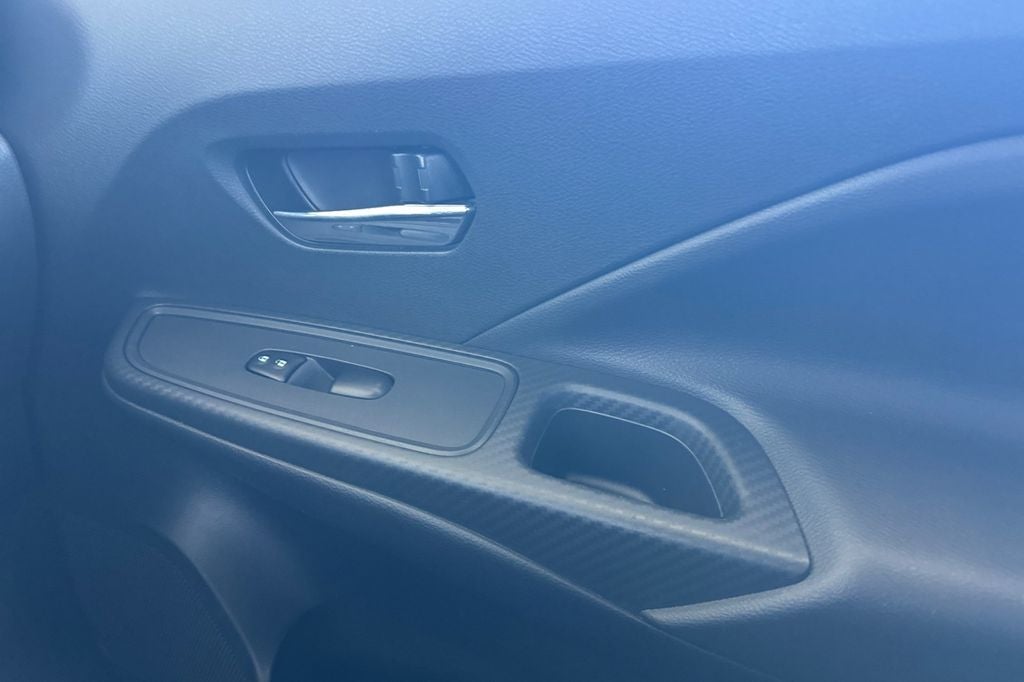 2024 Nissan Versa 1.6 SV
