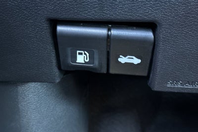 2024 Nissan Versa 1.6 SV