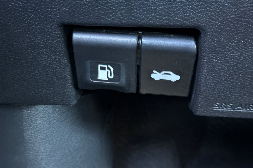 2024 Nissan Versa 1.6 SV