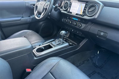 2022 Toyota Tacoma TRD Sport V6