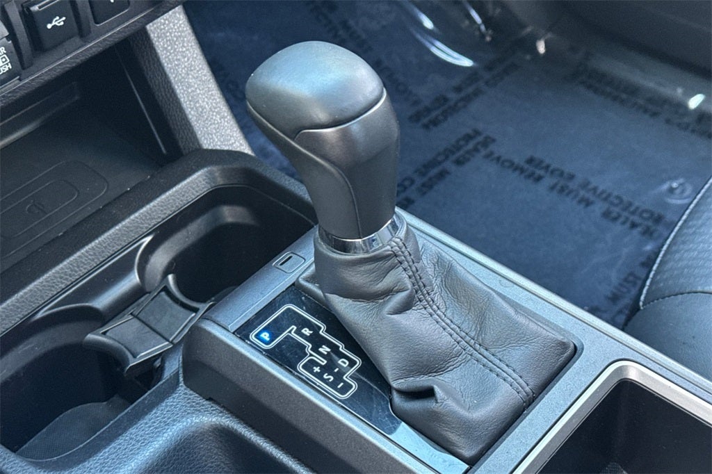 2022 Toyota Tacoma TRD Sport V6