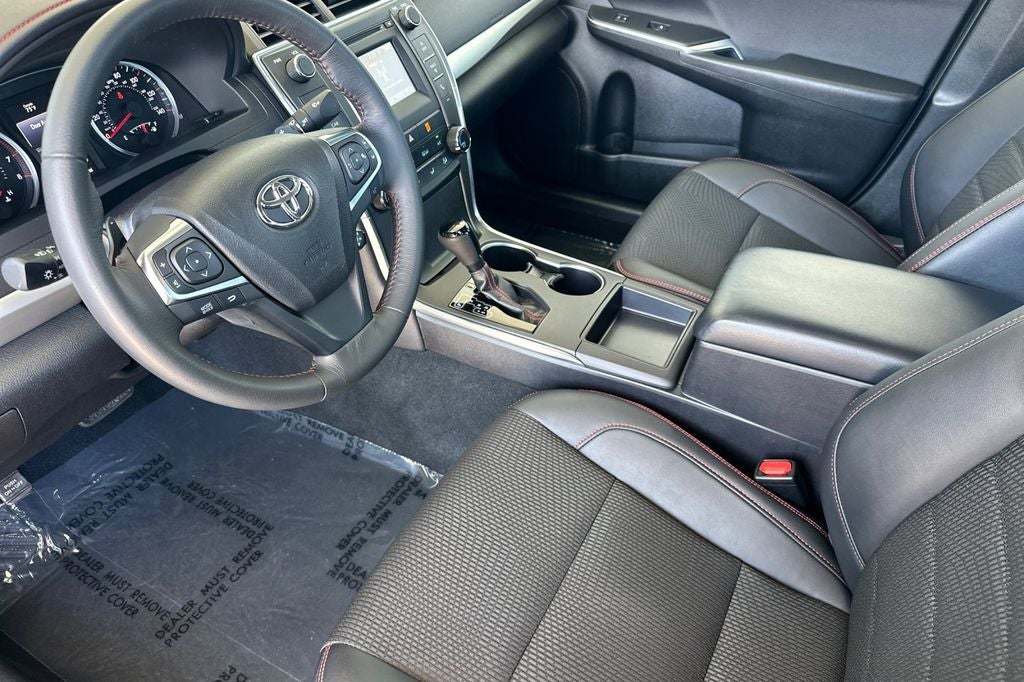 2017 Toyota Camry SE