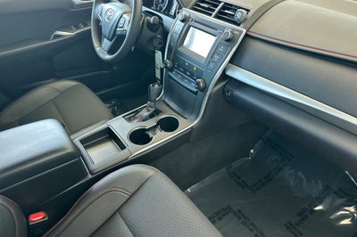 2017 Toyota Camry SE