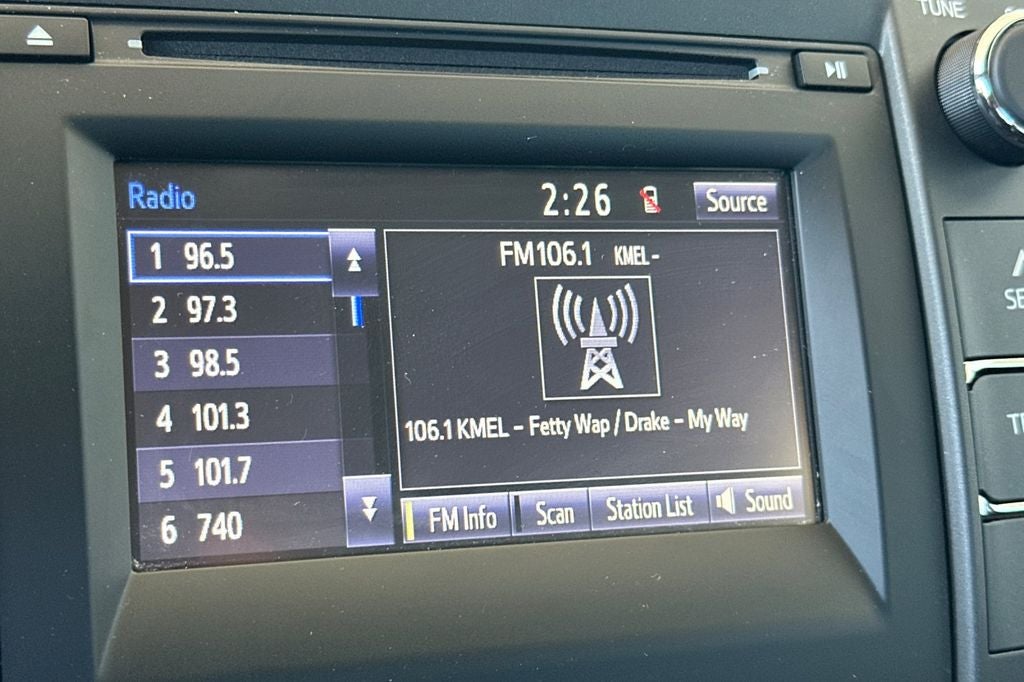 2017 Toyota Camry SE