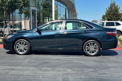 2017 Toyota Camry SE