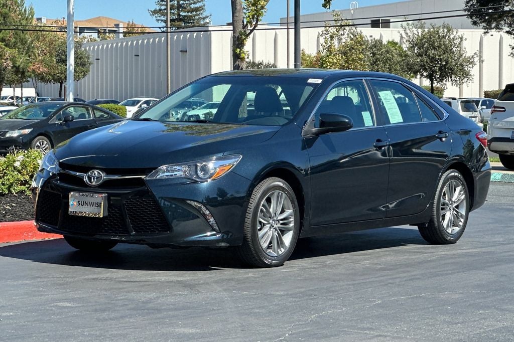 2017 Toyota Camry SE
