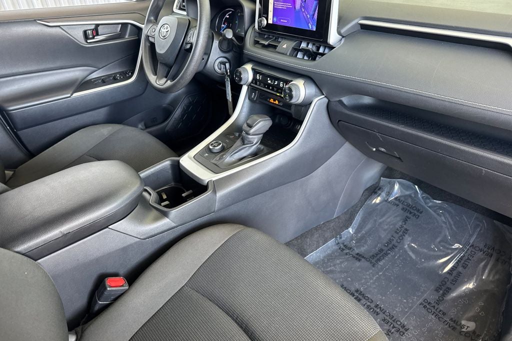 2025 Toyota RAV4 Hybrid LE