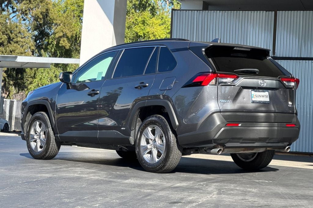 2025 Toyota RAV4 Hybrid LE