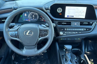 2023 Lexus ES 300h