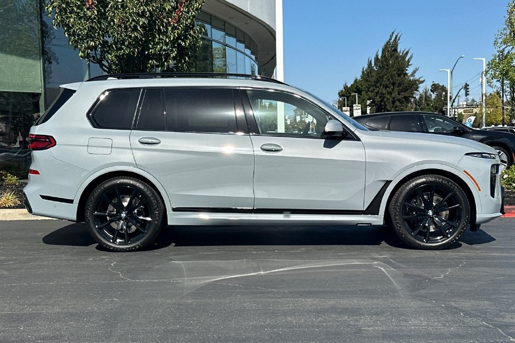 2027 BMW X7 xDrive40i