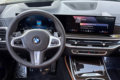 2025 BMW X7 xDrive40i