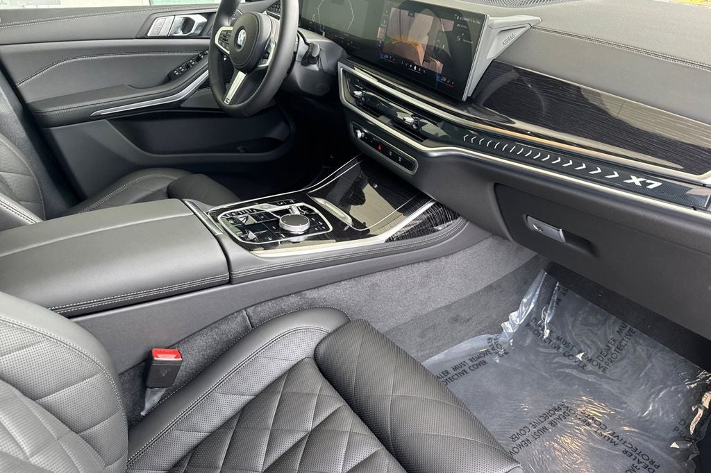 2027 BMW X7 xDrive40i