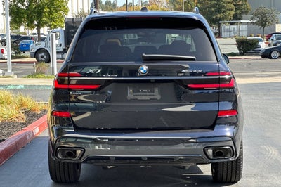 2027 BMW X7 xDrive40i