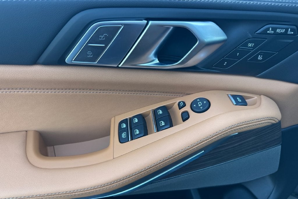 2027 BMW X7 xDrive40i