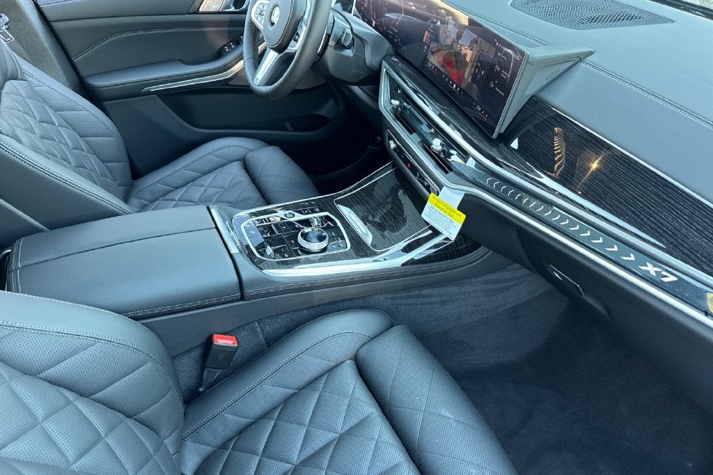 2027 BMW X7 xDrive40i