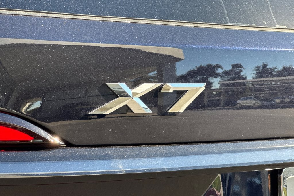 2027 BMW X7 xDrive40i
