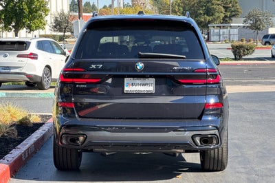 2027 BMW X7 xDrive40i