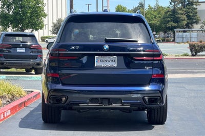 2026 BMW X7 xDrive40i