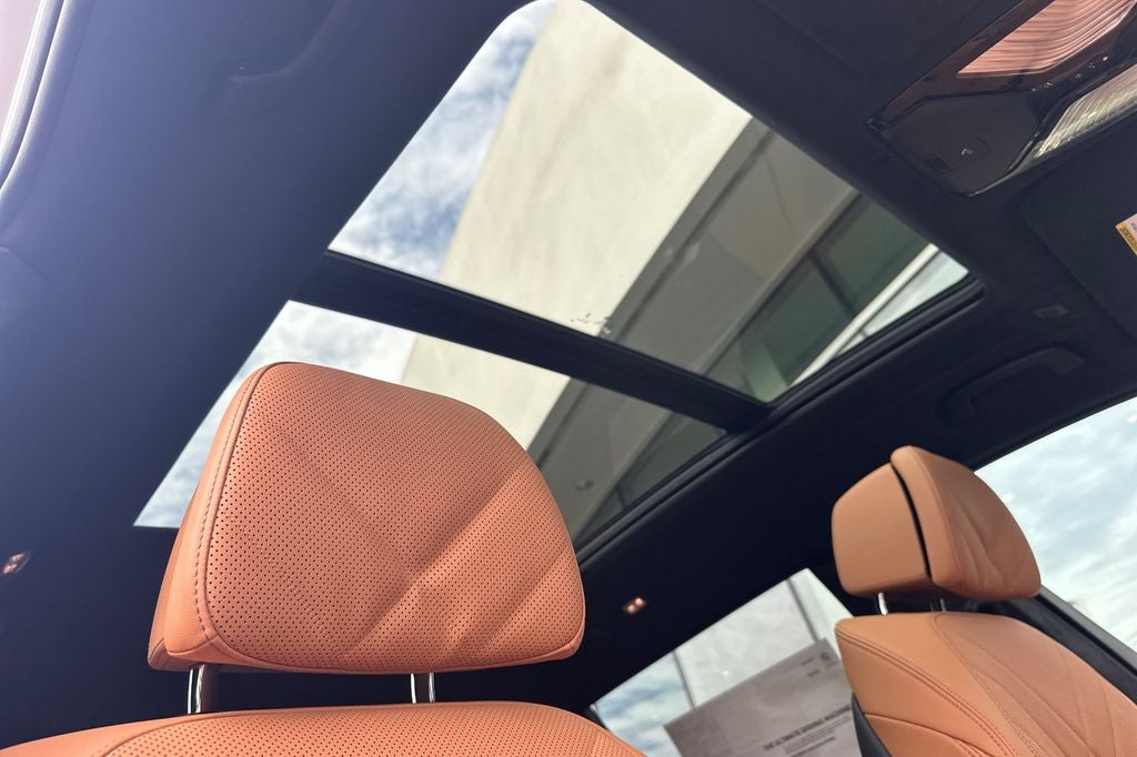 2027 BMW X7 xDrive40i