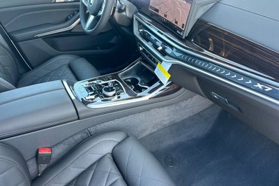 2027 BMW X7 xDrive40i
