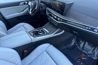 2027 BMW X7 xDrive40i