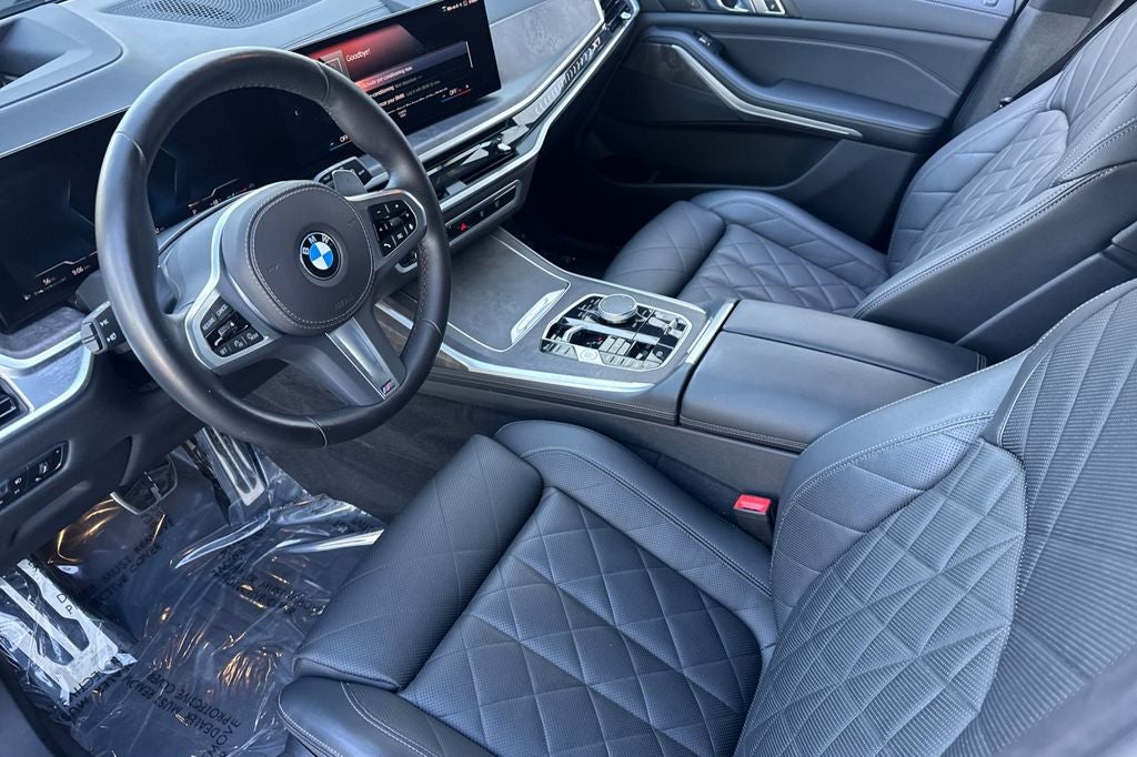 2023 BMW X7 xDrive40i