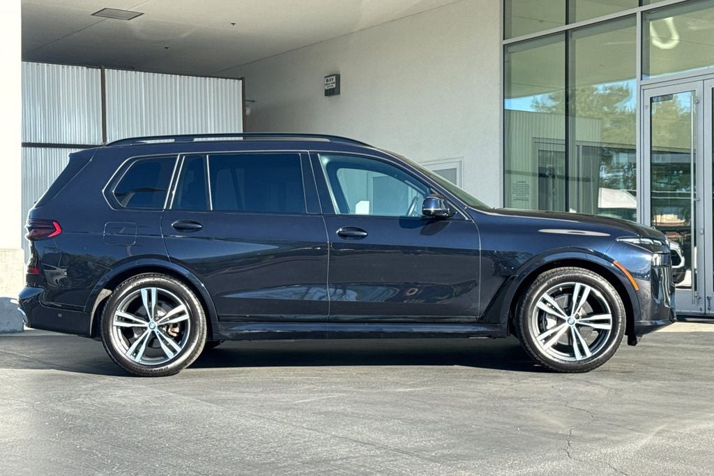 2023 BMW X7 xDrive40i