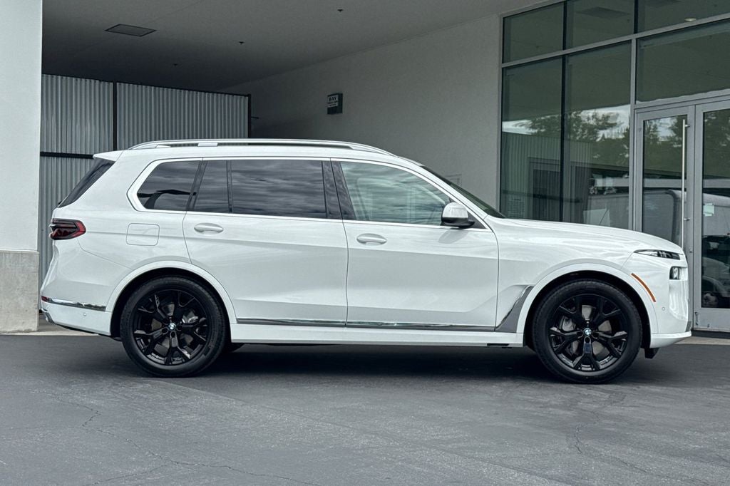 2027 BMW X7 xDrive40i