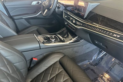 2026 BMW X7 xDrive40i