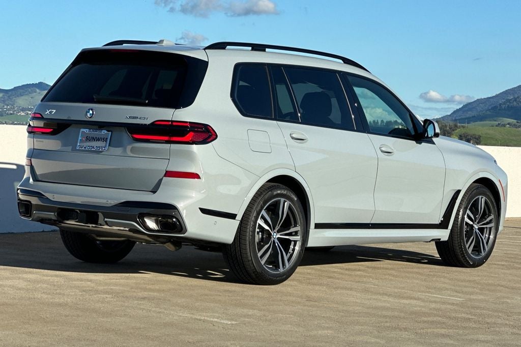 2026 BMW X7 xDrive40i