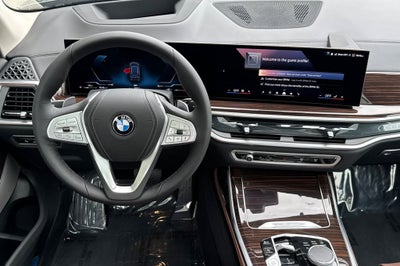 2026 BMW X7 xDrive40i