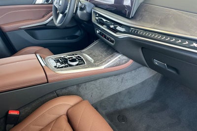 2027 BMW X7 xDrive40i