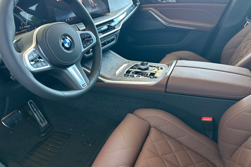 2027 BMW X7 xDrive40i