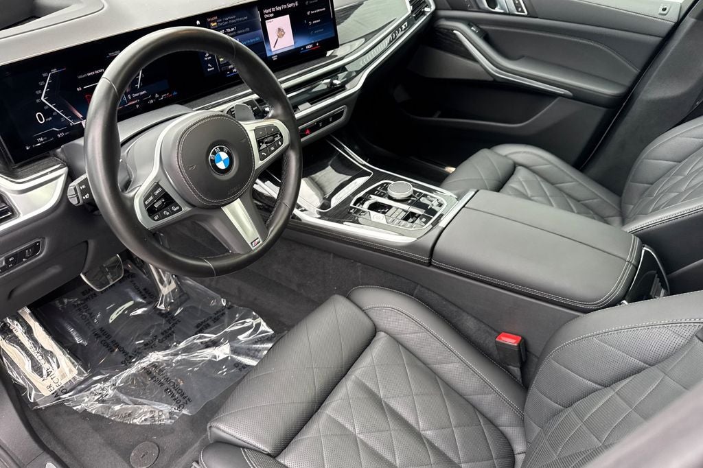 2023 BMW X7 xDrive40i