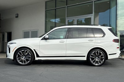 2023 BMW X7 xDrive40i