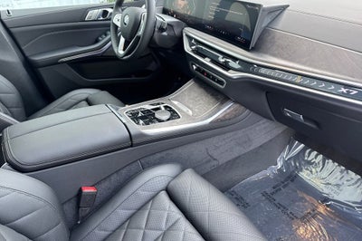 2026 BMW X7 xDrive40i