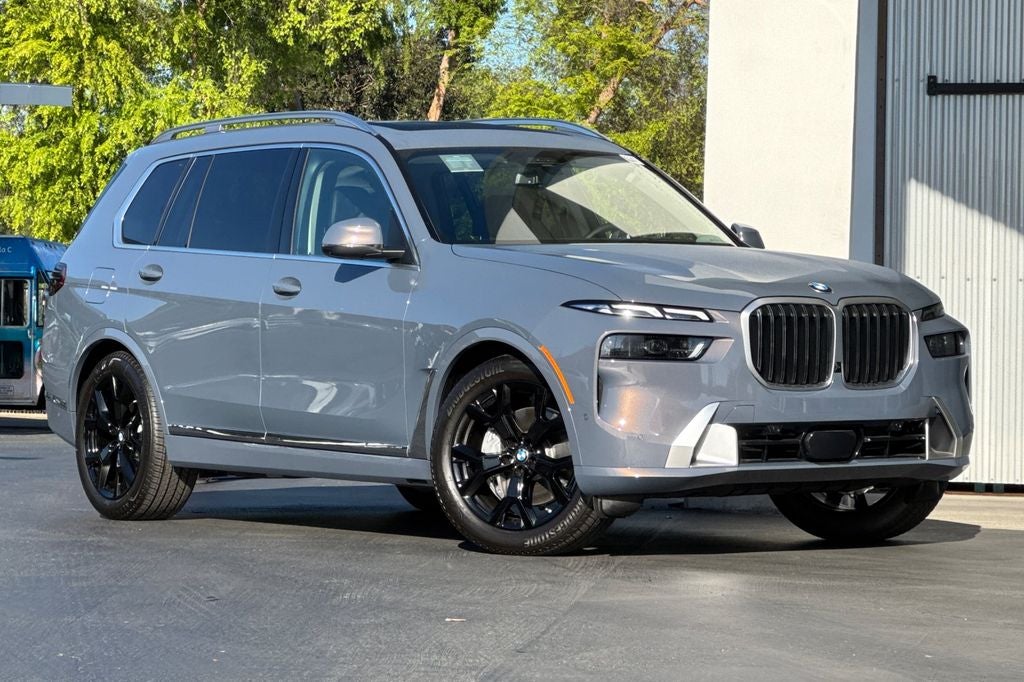2026 BMW X7 xDrive40i