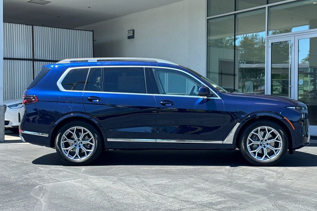 2027 BMW X7 xDrive40i