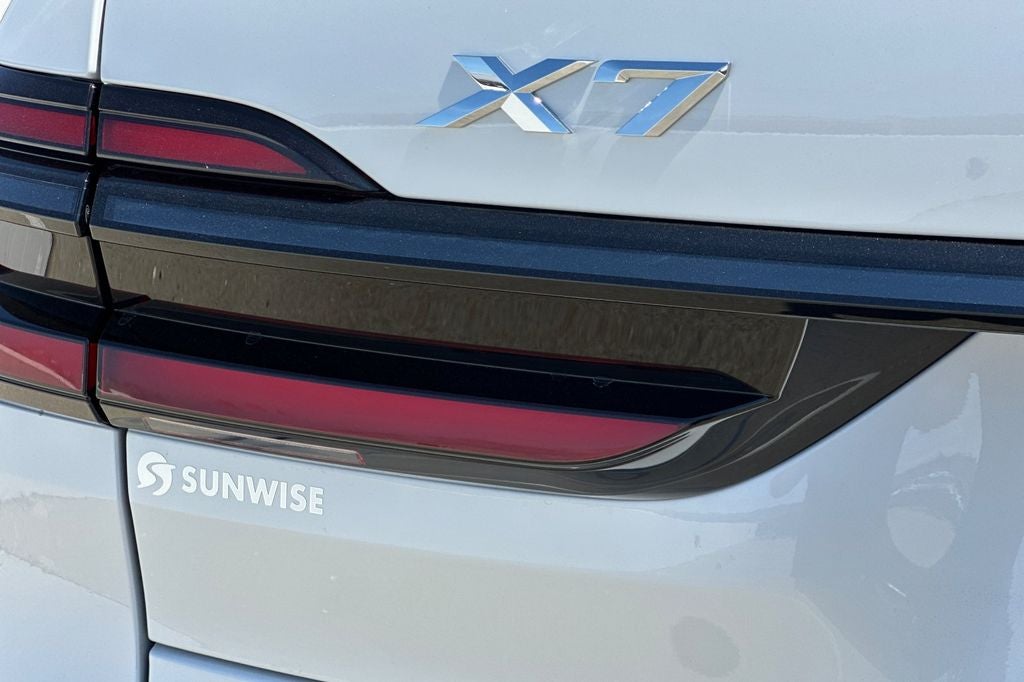 2027 BMW X7 xDrive40i