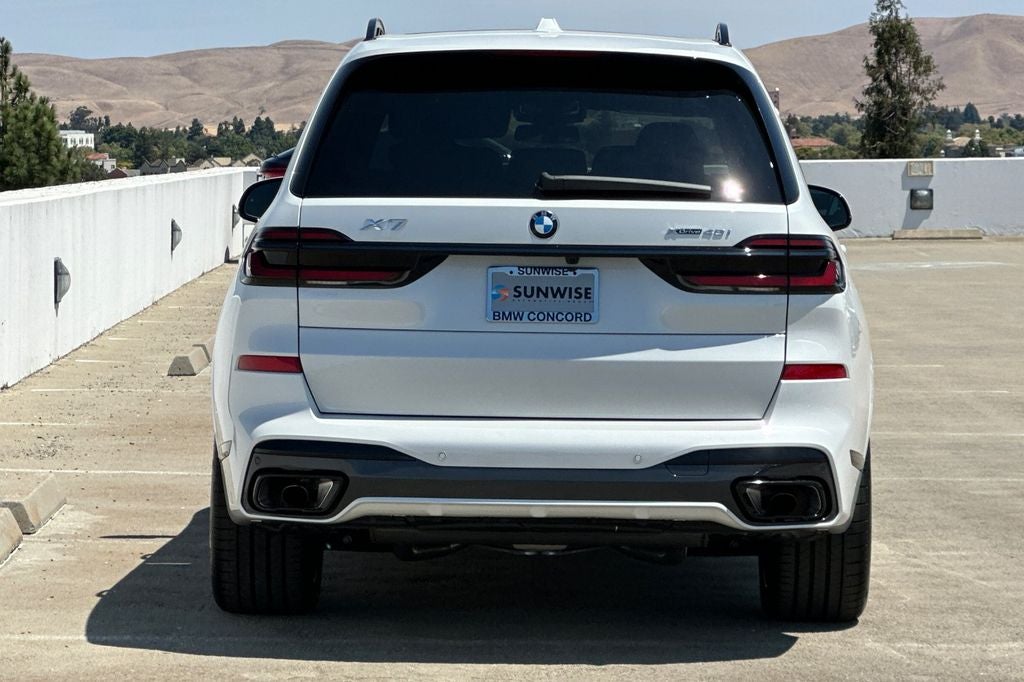 2027 BMW X7 xDrive40i