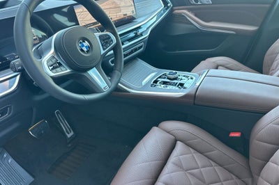 2027 BMW X7 xDrive40i