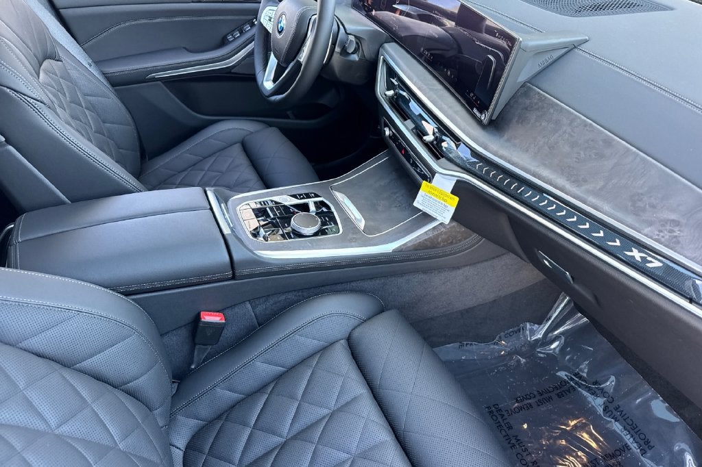 2027 BMW X7 xDrive40i